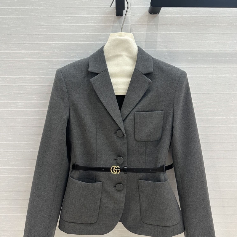 G*u*i coats